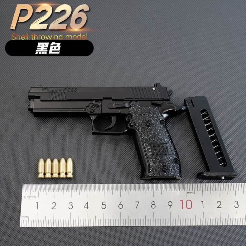 New 1:2.05 P226 Metal Model Detachable - BOOST TOYS