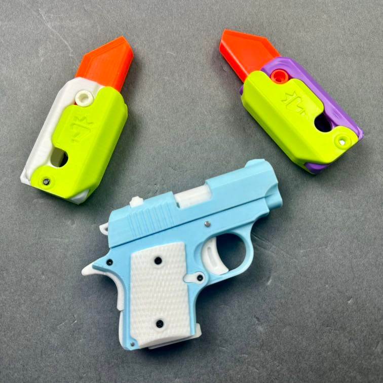 3D Printed Baby Mini M1911 Gravity Cub Jumping Small Knife Fidgets - BOOST TOYS