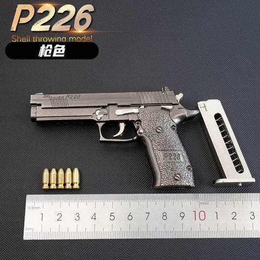 New 1:2.05 P226 Metal Model Detachable - BOOST TOYS